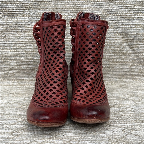 Freebird “Lazor” Bootie size 8 - Picture 3 of 15